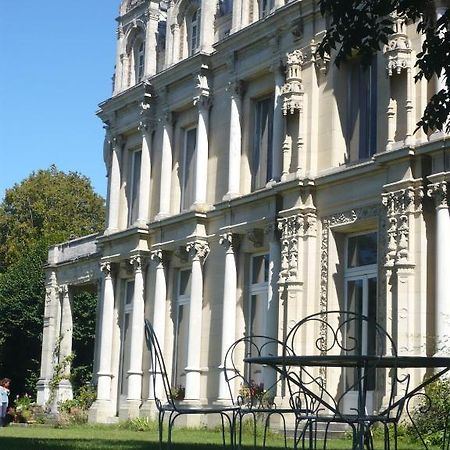 Chateau De La Madeleine Bed & Breakfast Pressagny-lʼOrgeuilleux Eksteriør bilde