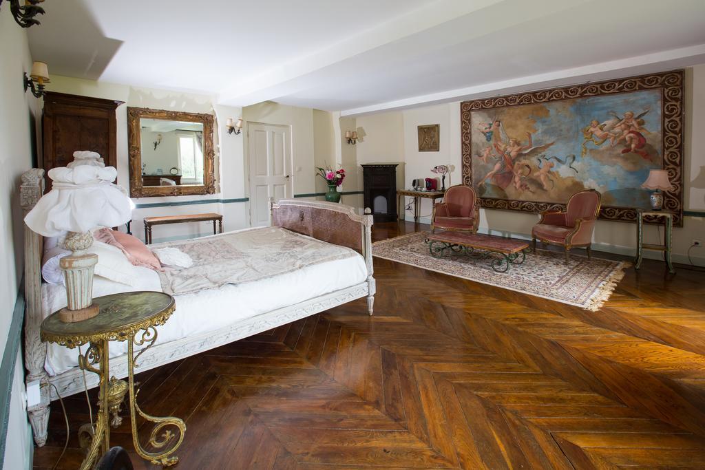 Chateau De La Madeleine Bed & Breakfast Pressagny-lʼOrgeuilleux Eksteriør bilde