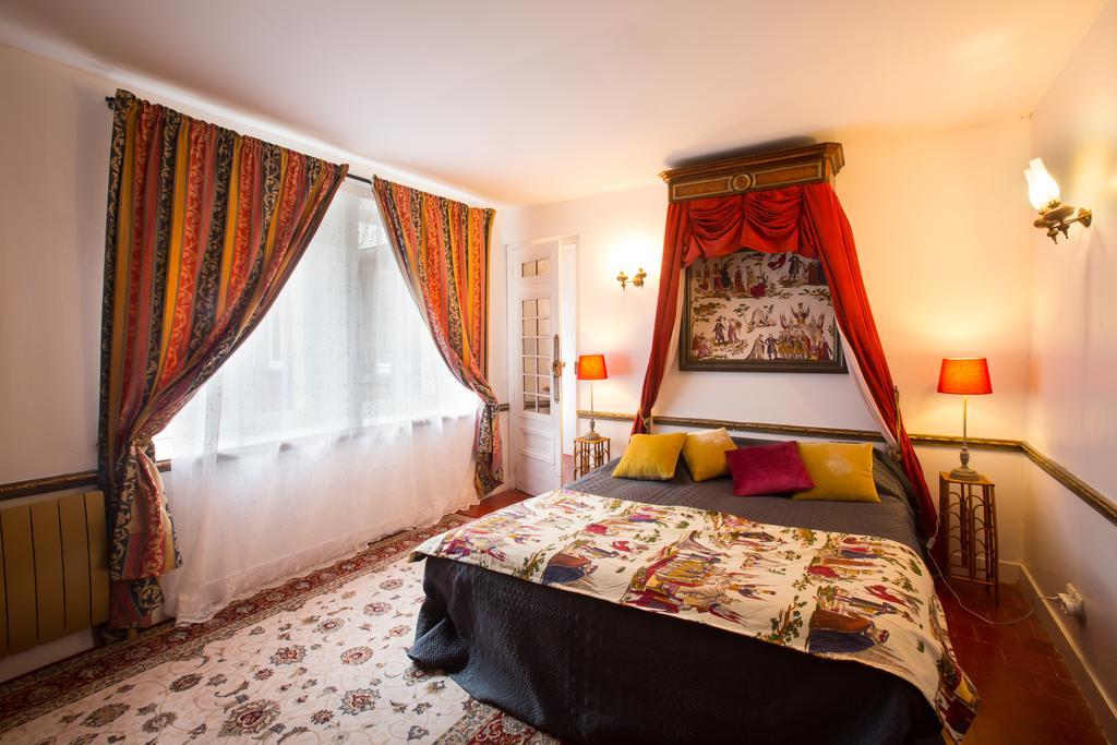 Chateau De La Madeleine Bed & Breakfast Pressagny-lʼOrgeuilleux Rom bilde