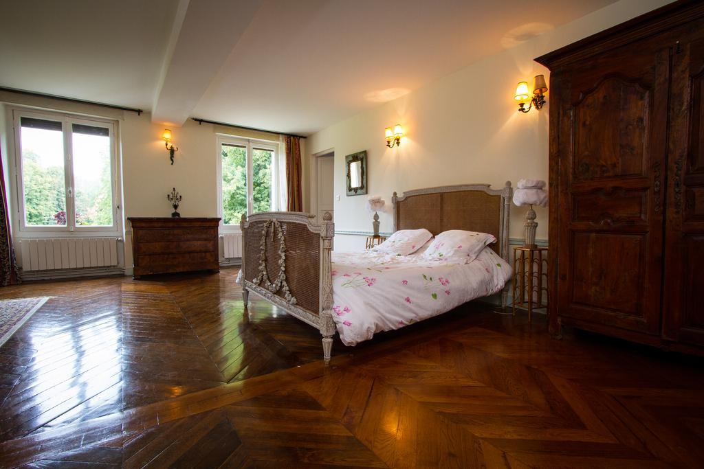 Chateau De La Madeleine Bed & Breakfast Pressagny-lʼOrgeuilleux Rom bilde