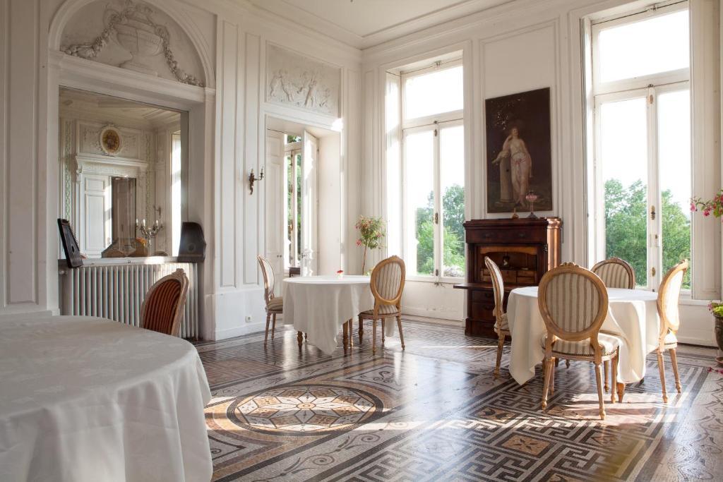 Chateau De La Madeleine Bed & Breakfast Pressagny-lʼOrgeuilleux Eksteriør bilde